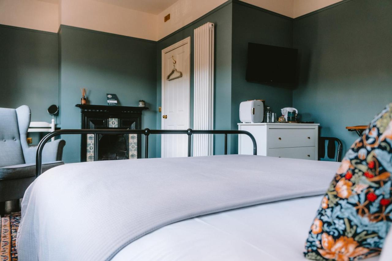 Riversdale House Bed & Breakfast Лланголлен Экстерьер фото