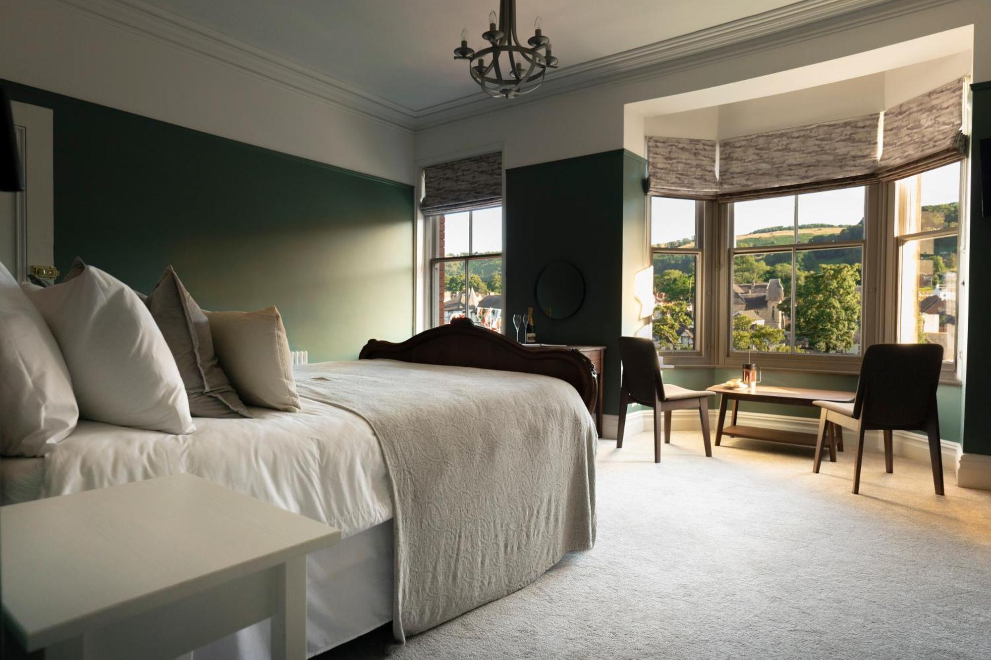 Riversdale House Bed & Breakfast Лланголлен Экстерьер фото